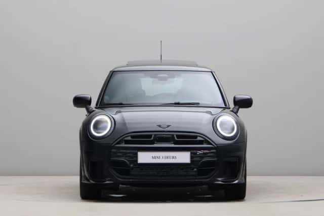 MINI Cooper (2026) thumbnail 2