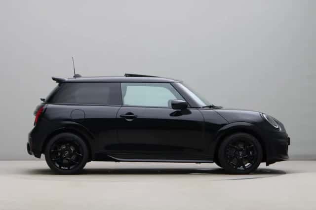 MINI Cooper (2026) thumbnail 4