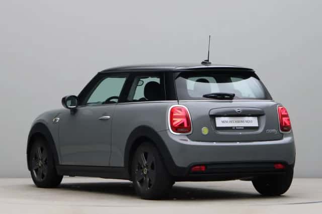 MINI Electric (2020) thumbnail 11