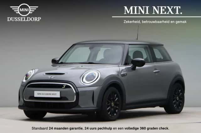 MINI Electric (2022) thumbnail 1