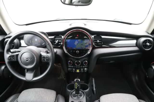 MINI Electric (2022) thumbnail 20