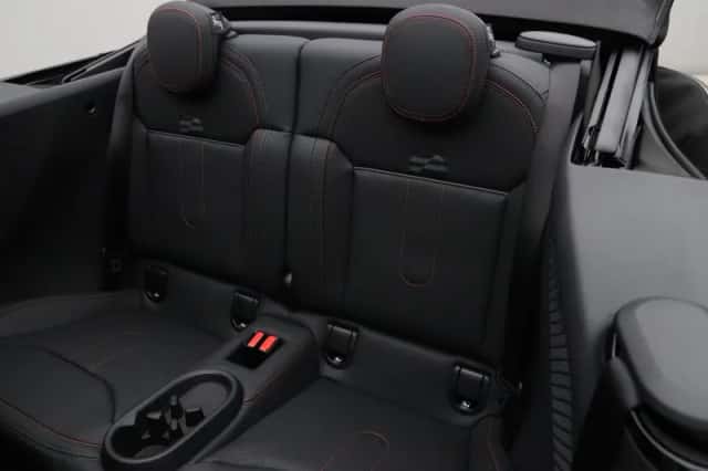 MINI Cabrio (2026) thumbnail 22