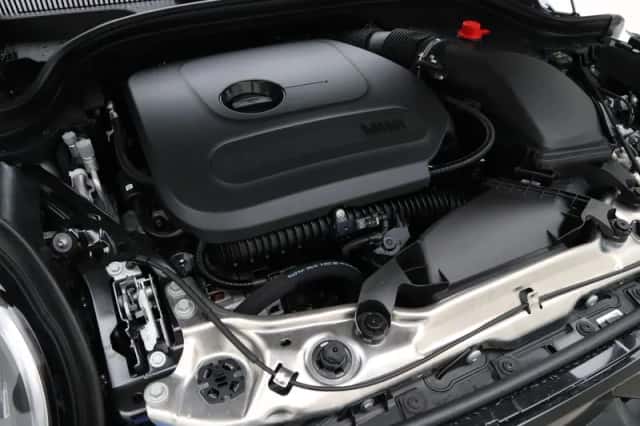 MINI Cabrio (2026) thumbnail 31