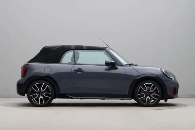 MINI Cabrio (2026) thumbnail 12