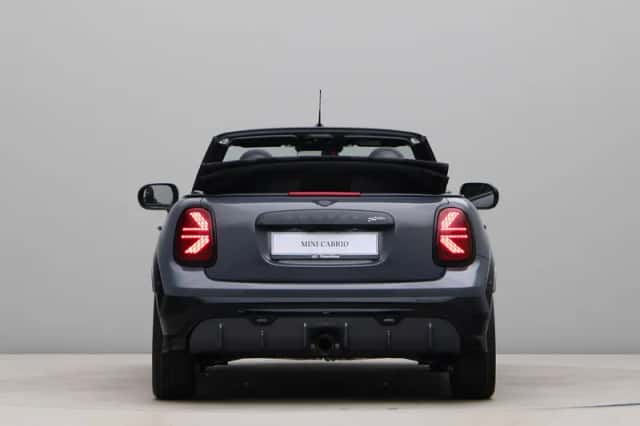 MINI Cabrio (2026) thumbnail 16