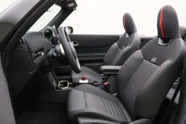 MINI Cabrio (2026) thumbnail 5