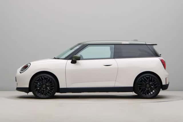 MINI Cooper (2026) thumbnail 12