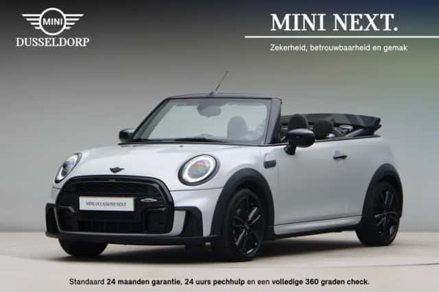 MINI Cabrio (2021) thumbnail 1