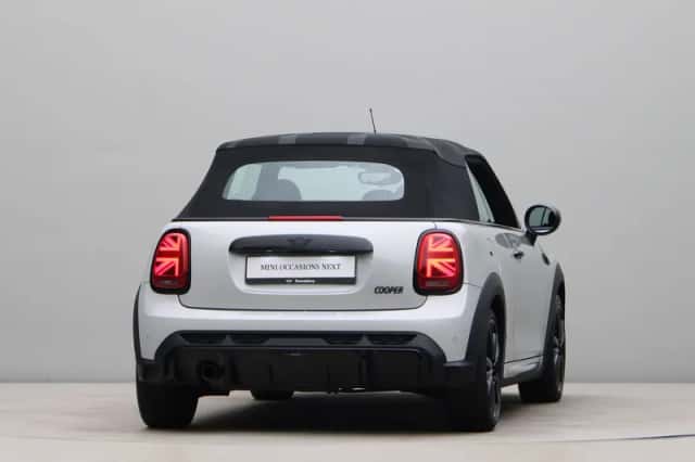 MINI Cabrio (2021) thumbnail 15