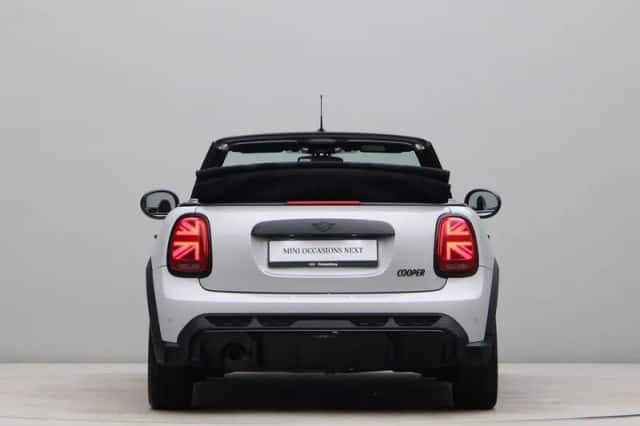 MINI Cabrio (2021) thumbnail 16