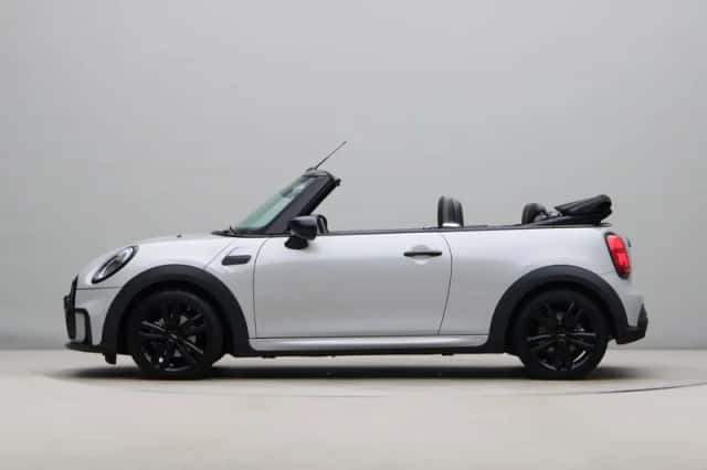 MINI Cabrio (2021) thumbnail 20