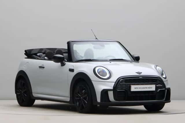 MINI Cabrio (2021) thumbnail 10