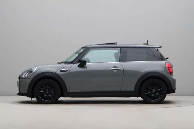 MINI Electric (2022) thumbnail 12