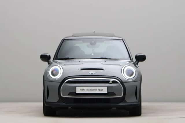 MINI Electric (2022) thumbnail 6