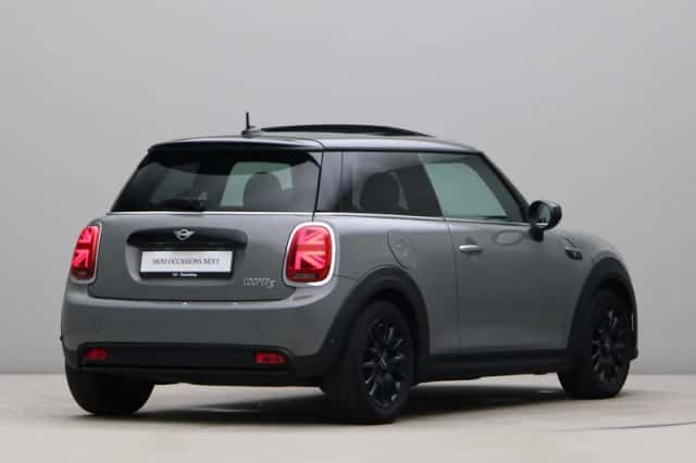 MINI Electric (2022) thumbnail 9