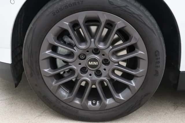 MINI Cooper (2026) thumbnail 19