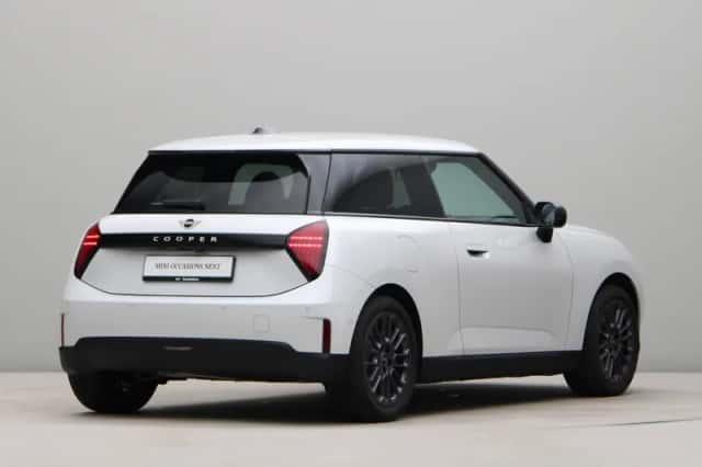 MINI Cooper (2026) thumbnail 9