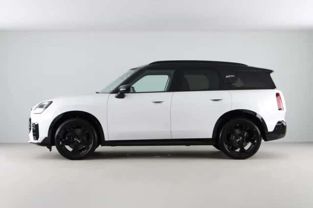 MINI Countryman (2025) thumbnail 12