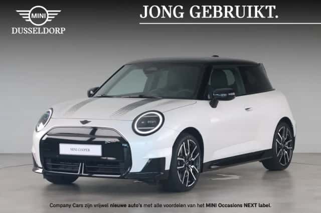 MINI Cooper (2026) thumbnail 1