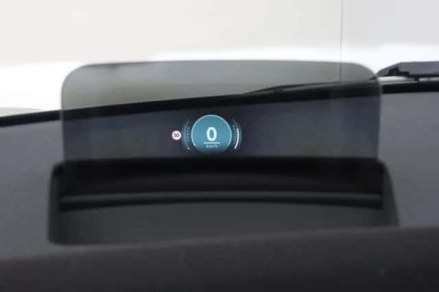 MINI Cooper (2024) thumbnail 4