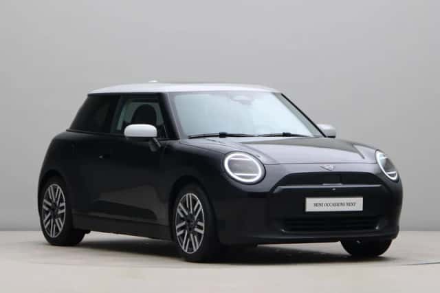 MINI Cooper (2024) thumbnail 7