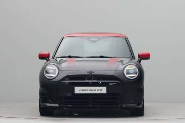 MINI John Cooper Works (2024) thumbnail 4