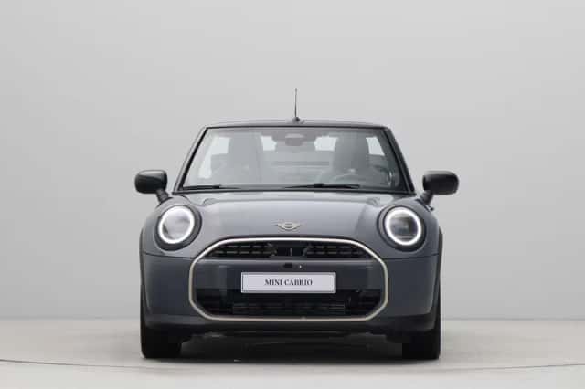MINI Cabrio (2026) thumbnail 3