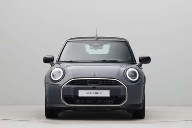 MINI Cabrio (2026) thumbnail 4