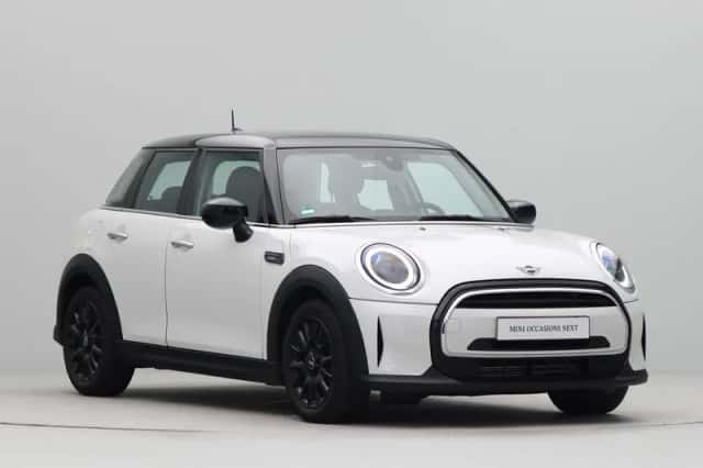 MINI Cooper (2023) thumbnail 6