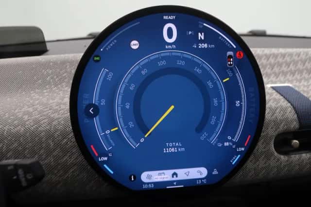 MINI Cooper (2025) thumbnail 3