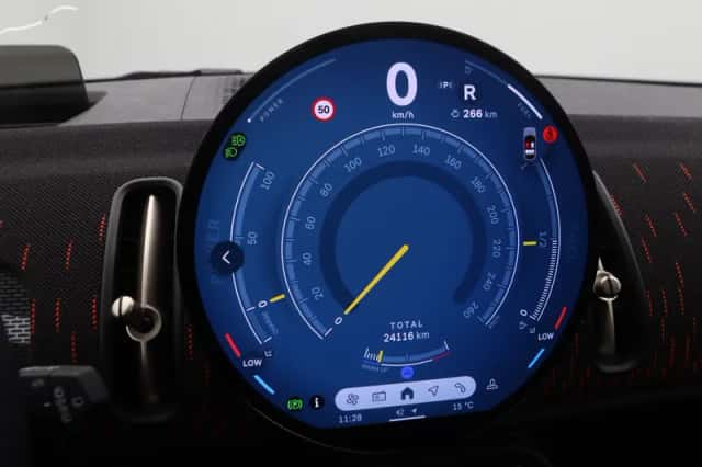 MINI Countryman (2025) thumbnail 3