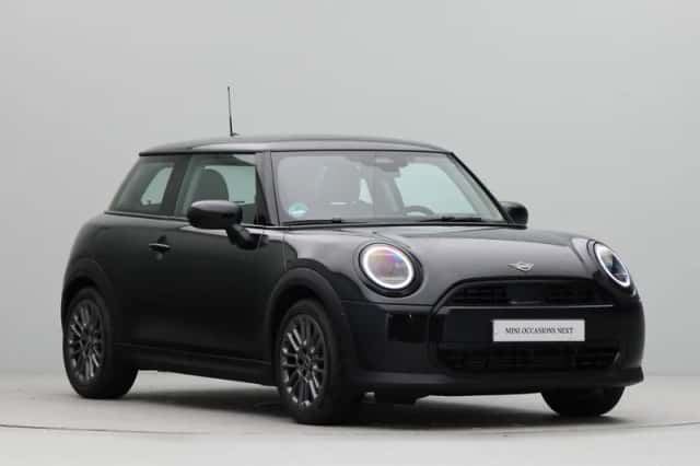 MINI Cooper (2025) thumbnail 3