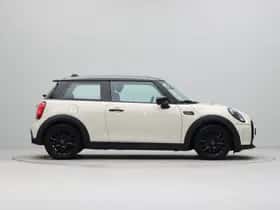 MINI Cooper (2022) thumbnail 7