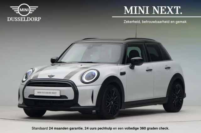 MINI 5-deurs (2023) thumbnail 1
