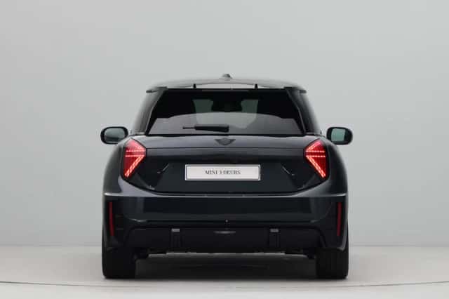 MINI Cooper (2026) thumbnail 6
