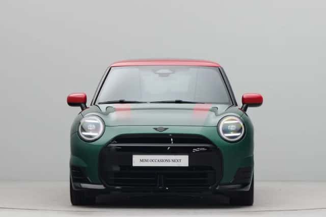 MINI Cooper (2024) thumbnail 5