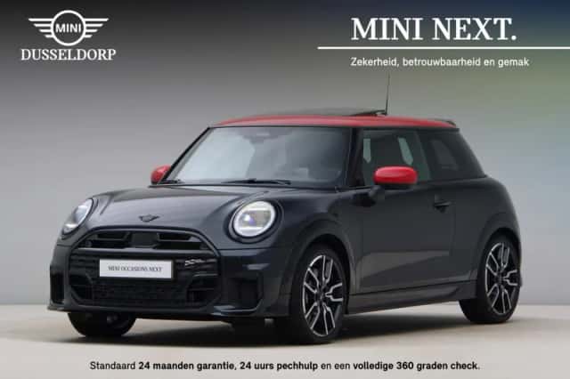MINI John Cooper Works (2024) thumbnail 1