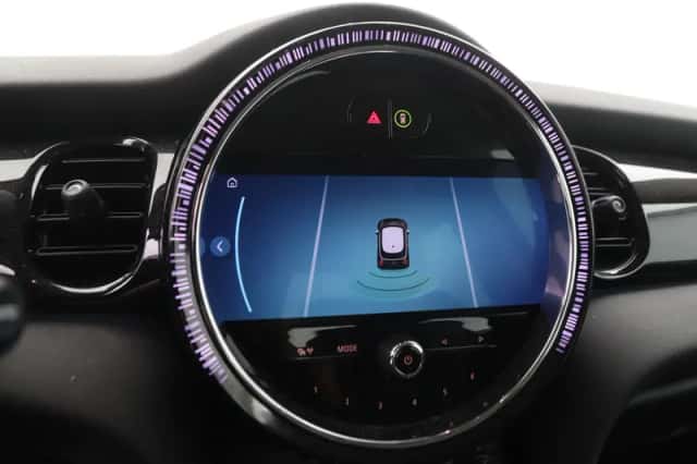 MINI Electric (2022) thumbnail 22