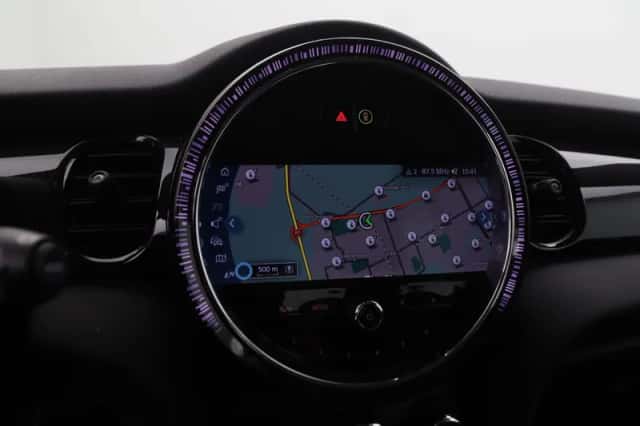 MINI Electric (2022) thumbnail 23