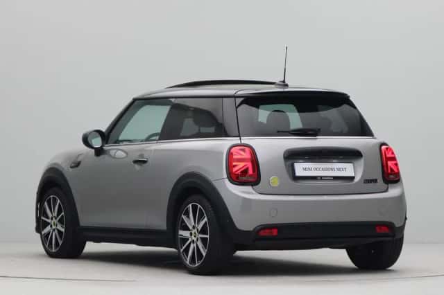 MINI Electric (2023) thumbnail 10