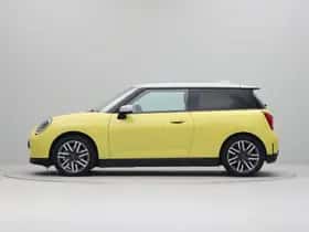 MINI Cooper (2024) thumbnail 11
