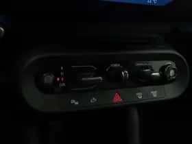 MINI Cooper (2024) thumbnail 16