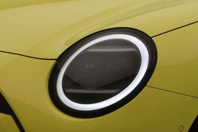 MINI Cooper (2024) thumbnail 18