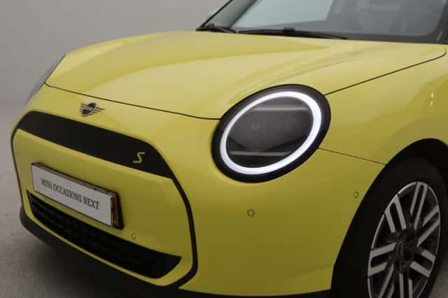 MINI Cooper (2024) thumbnail 19