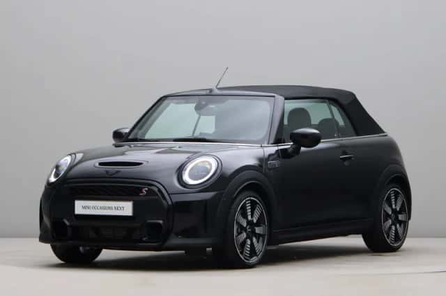 MINI Cabrio (2023) thumbnail 6