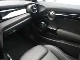 MINI Electric (2022) thumbnail 14