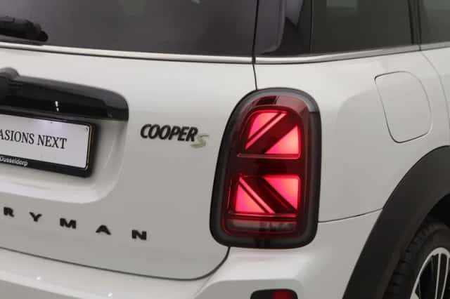MINI Countryman (2023) thumbnail 10