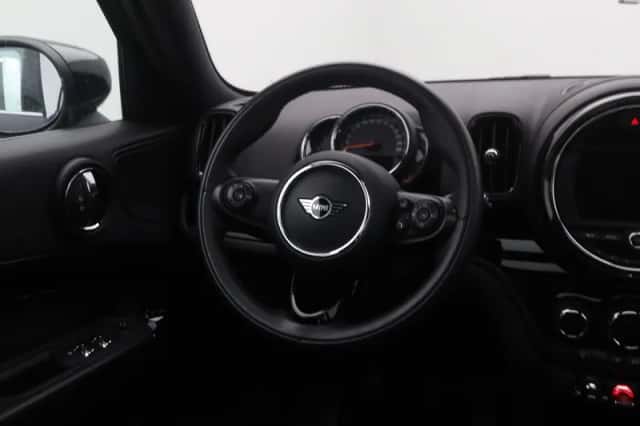 MINI Countryman (2020) thumbnail 2