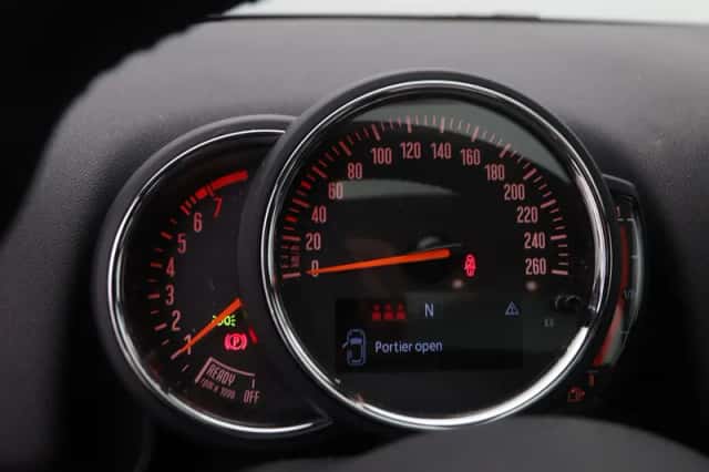 MINI Countryman (2020) thumbnail 3