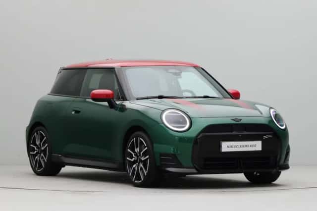 MINI Cooper (2024) thumbnail 6